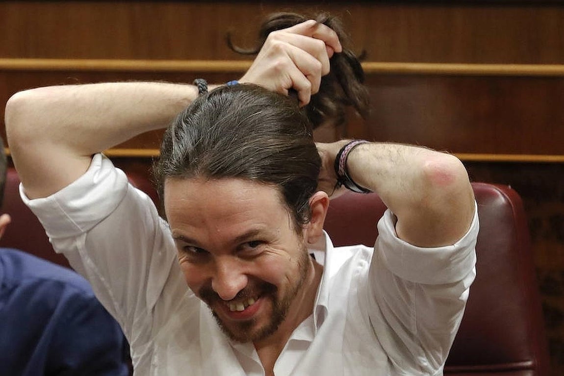 Las imágenes más destacadas de la segunda jornada de la Investidura de Sánchez. Pablo Iglesias, durante el miércoles en el Congreso de los Diputados