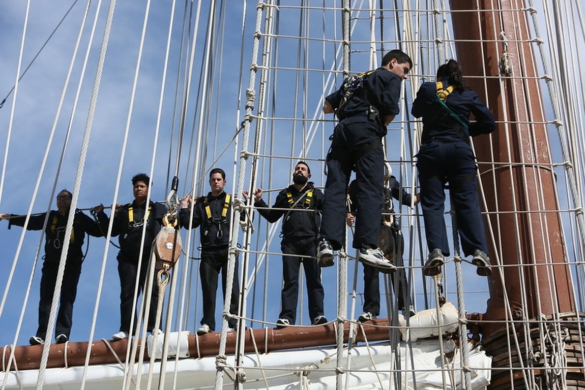 El buque escuela Juan Sebastián de Elcano, en Cádiz