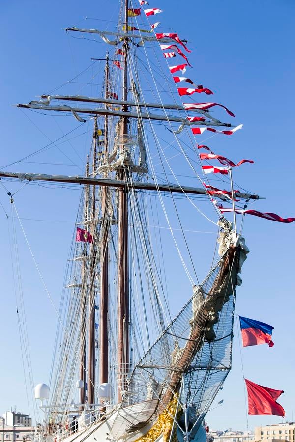 El buque escuela Juan Sebastián de Elcano, en Cádiz