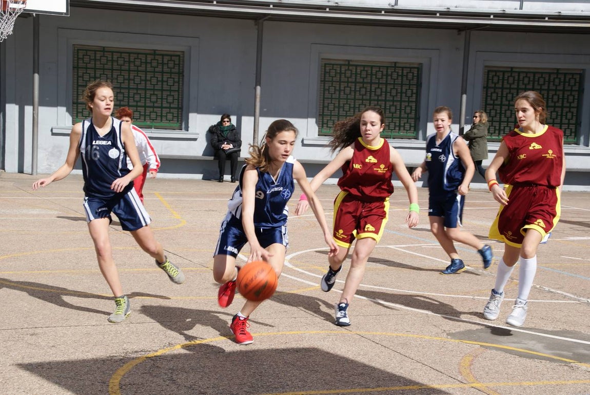 Baloncesto: Nuestra Señora de las Maravillas vs Virgen de Atocha