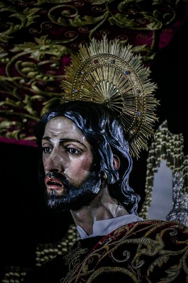 La Virgen de Gracia y Amparo ya está en su palio acompañada de San Juan