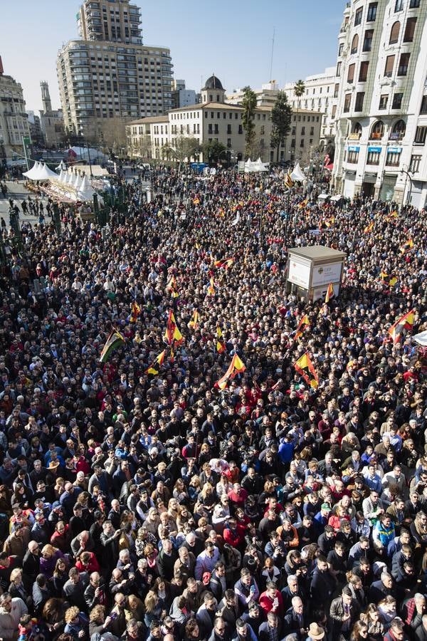 Imágenes de la multitudinaria manifestación taurina en Valencia