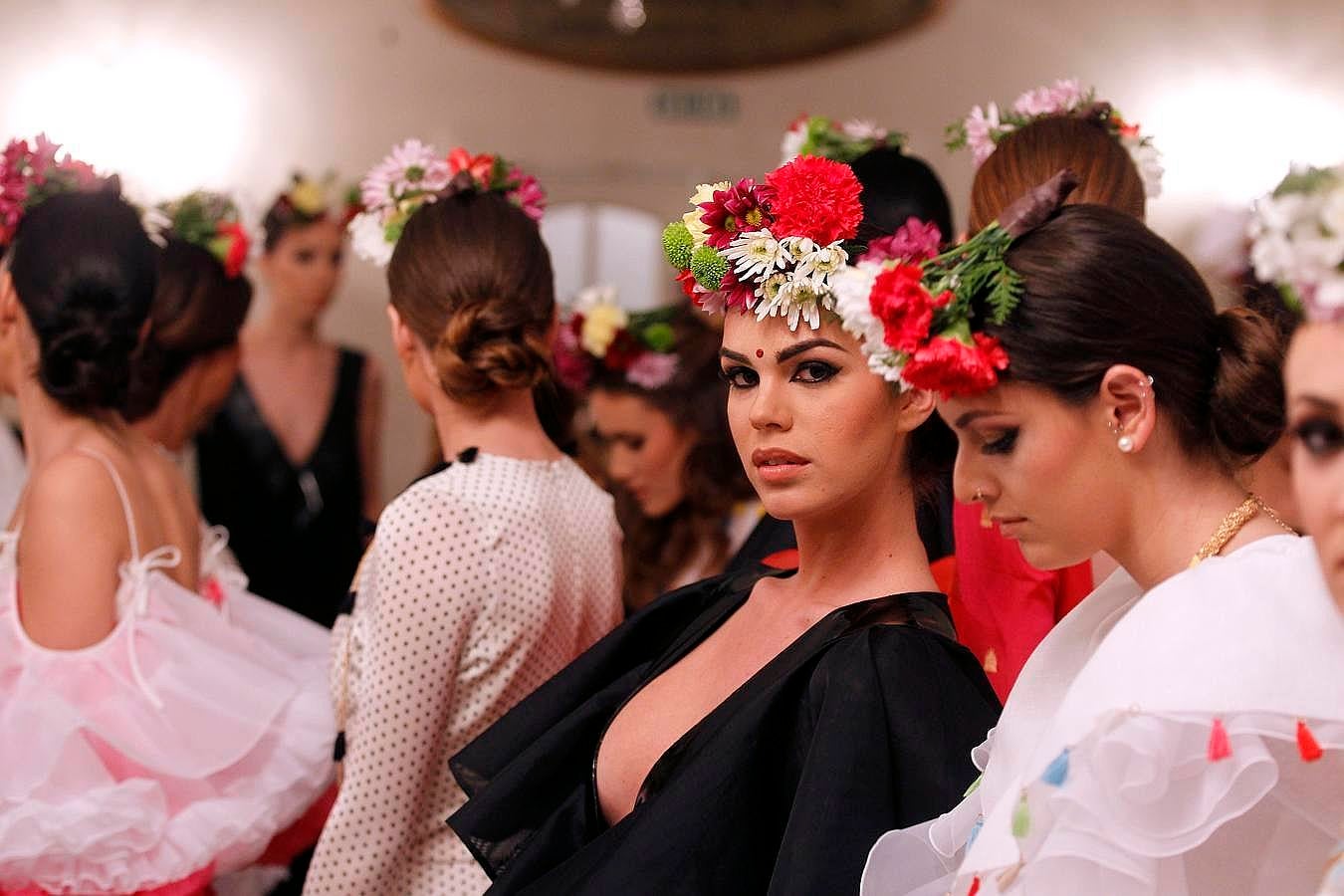 En imágenes, la colección flamenca y solidaria de Juana Martín