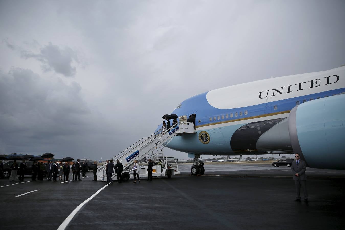 El mismo día en que Barack Obama se disponía a aterrizar en La Habana, el régimen presidido por Raúl Castro dejó claro ayer que el deshielo en las relaciones con los Estados Unidos no significa que las libertades vayan a abrirse camino en la isla. 