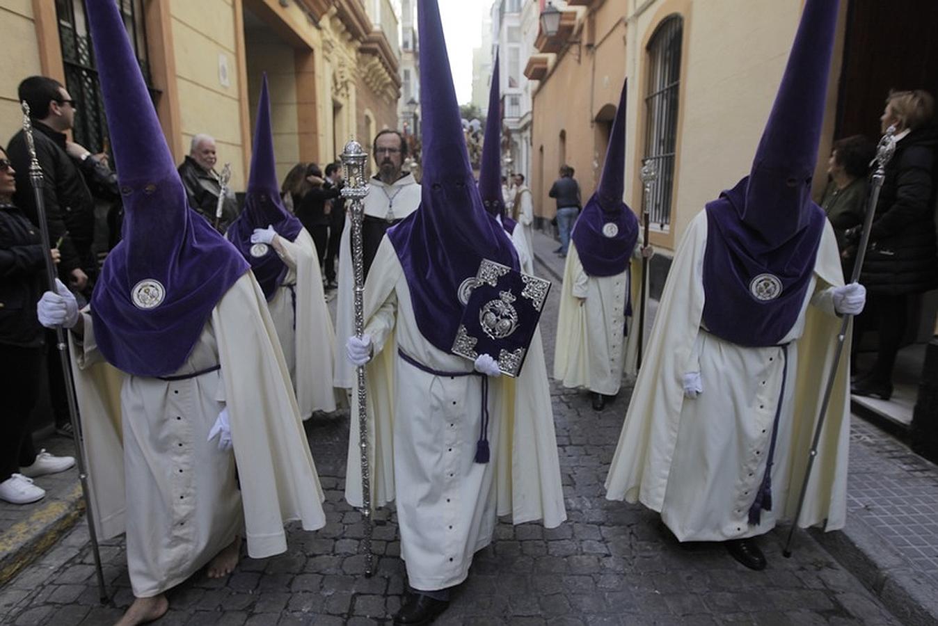 Fotos: El Prendimiento en el Lunes Santo. Semana Santa en Cádiz 2016