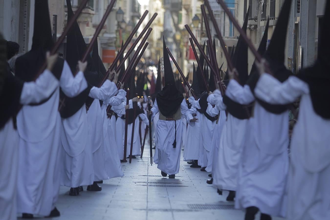 Fotos: El Caído el Martes Santo en Cádiz. Semana Santa 2016