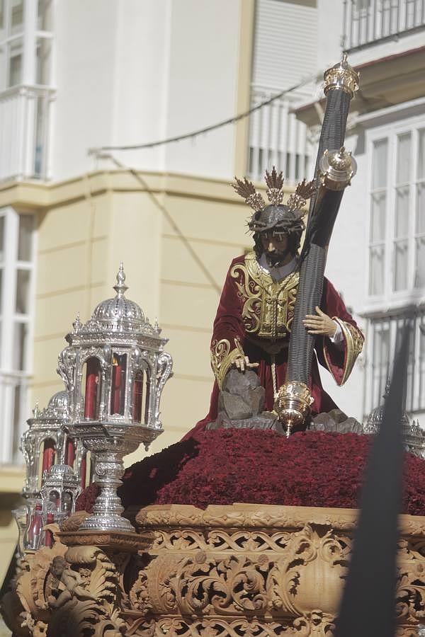 Fotos: El Caído el Martes Santo en Cádiz. Semana Santa 2016