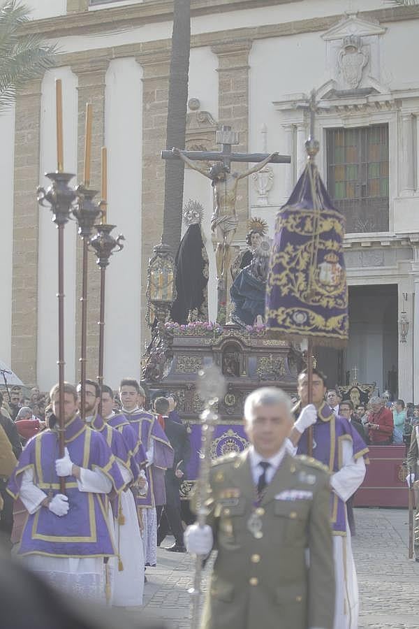 Fotos: Piedad el Martes Santo en Cádiz. Semana Santa 2016