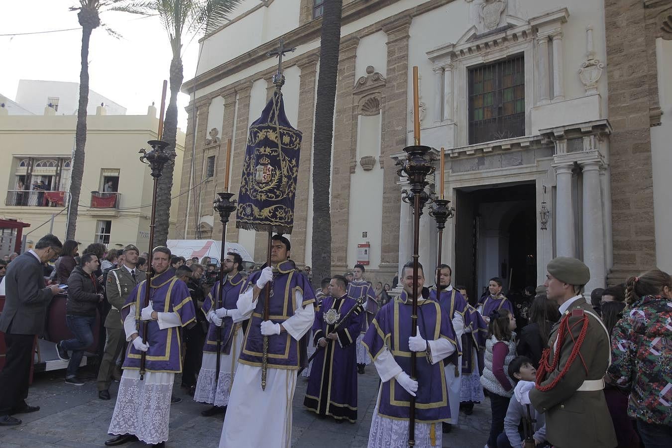 Fotos: Piedad el Martes Santo en Cádiz. Semana Santa 2016