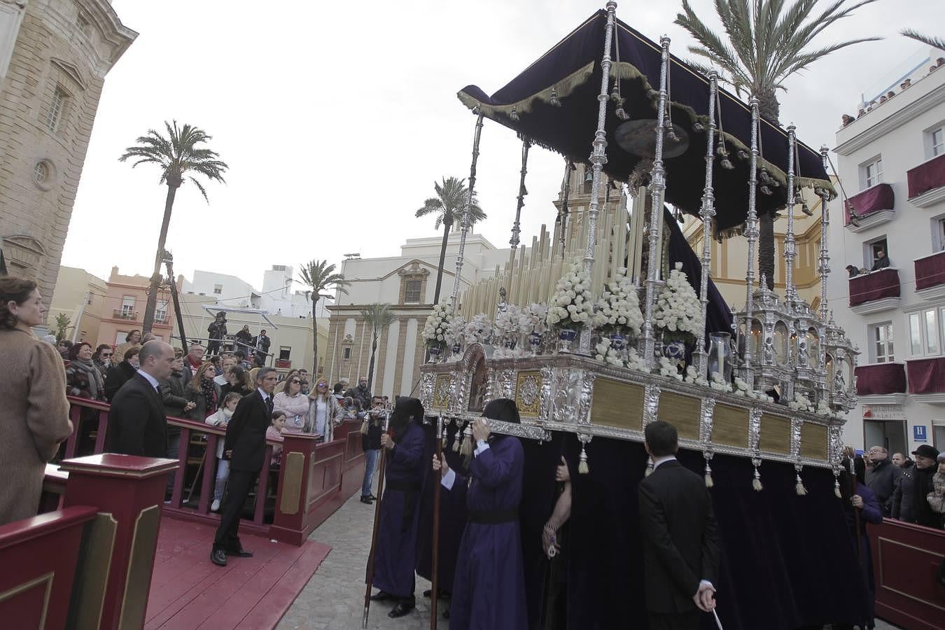 Fotos: Piedad el Martes Santo en Cádiz. Semana Santa 2016