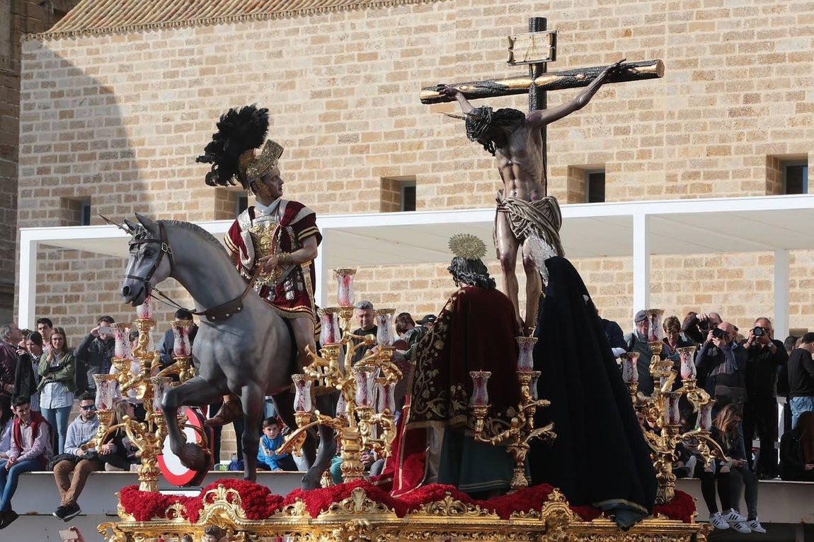 Fotos: Las Aguas el Miércoles Santo en Cádiz. Semana Santa 2016