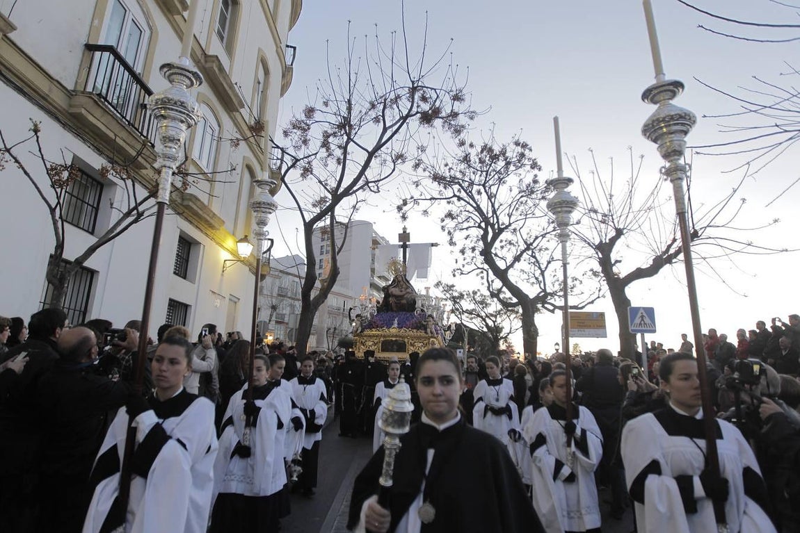 Las imágenes del Miércoles Santo en Cádiz