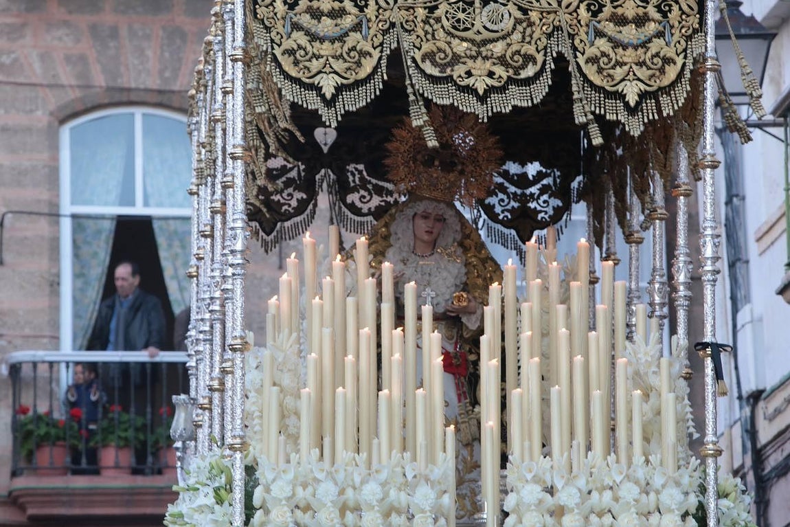 Fotos: Cigarreras el Miércoles Santo en Cádiz. Semana Santa 2016