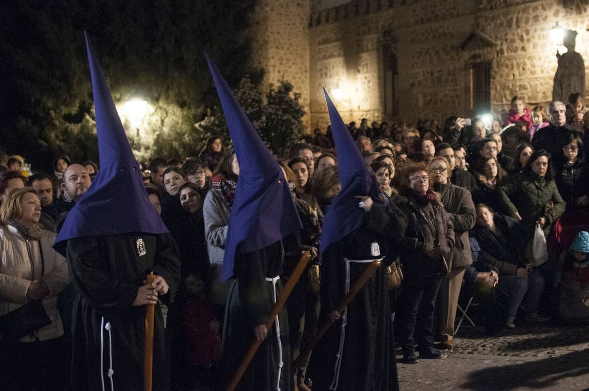 El Cristo de la Humildad, por las calles de Toledo