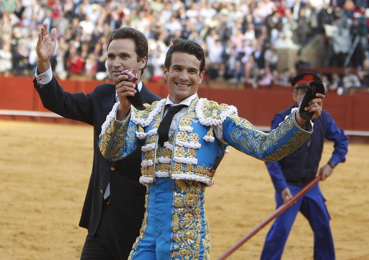 El romance de José María Manzanares con Sevilla, foto a foto