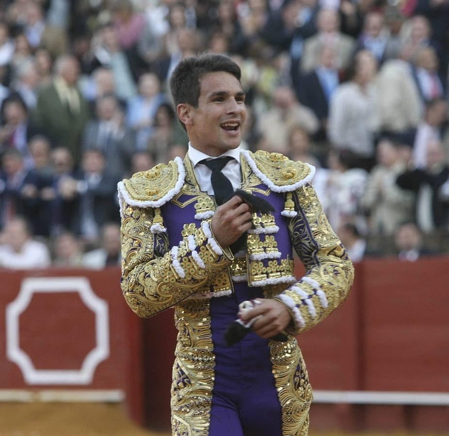 El romance de José María Manzanares con Sevilla, foto a foto