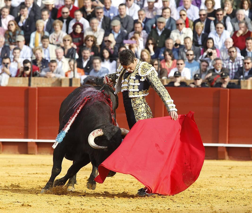 El romance de José María Manzanares con Sevilla, foto a foto