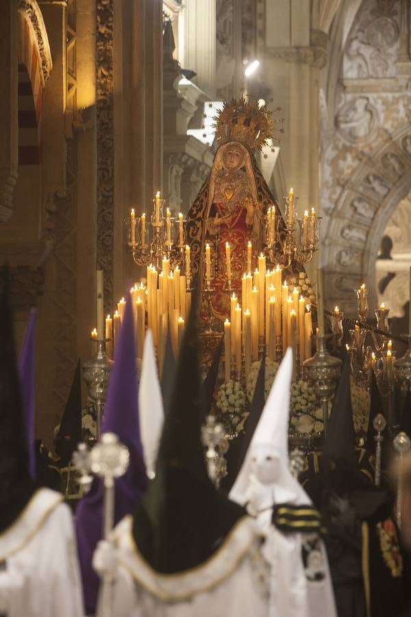 La majestad de la Virgen de los Dolores