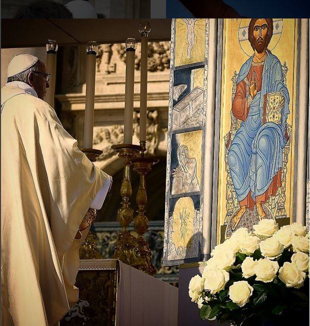 Las mejores imágenes del Papa Francisco en Instagram. Francisco ya tiene un perfil en Twitter, creado bajo el impulso de Benedicto XVI el pasado 12 de diciembre de 2012 en ocho lenguas, y llega a los 25 millones de seguidores en sus nueve cuentas @pontifex