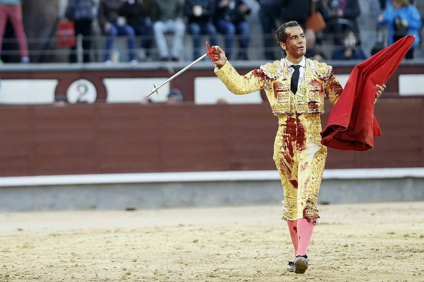 Iván Fandiño, barnizado de sangre. 