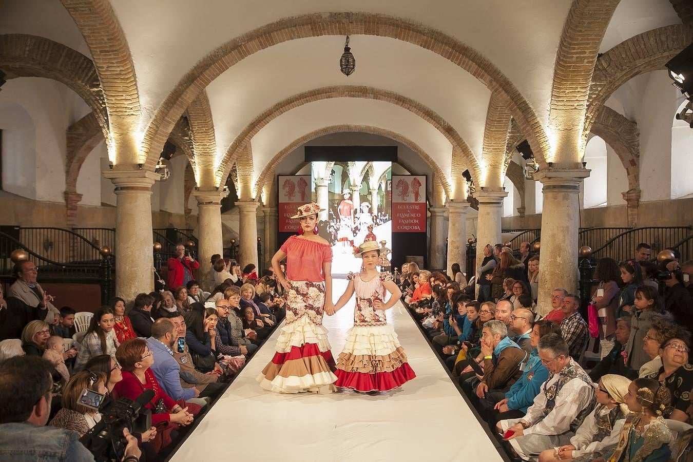 Los pequeños en la «Ecuestre y Flamenco Fashion»