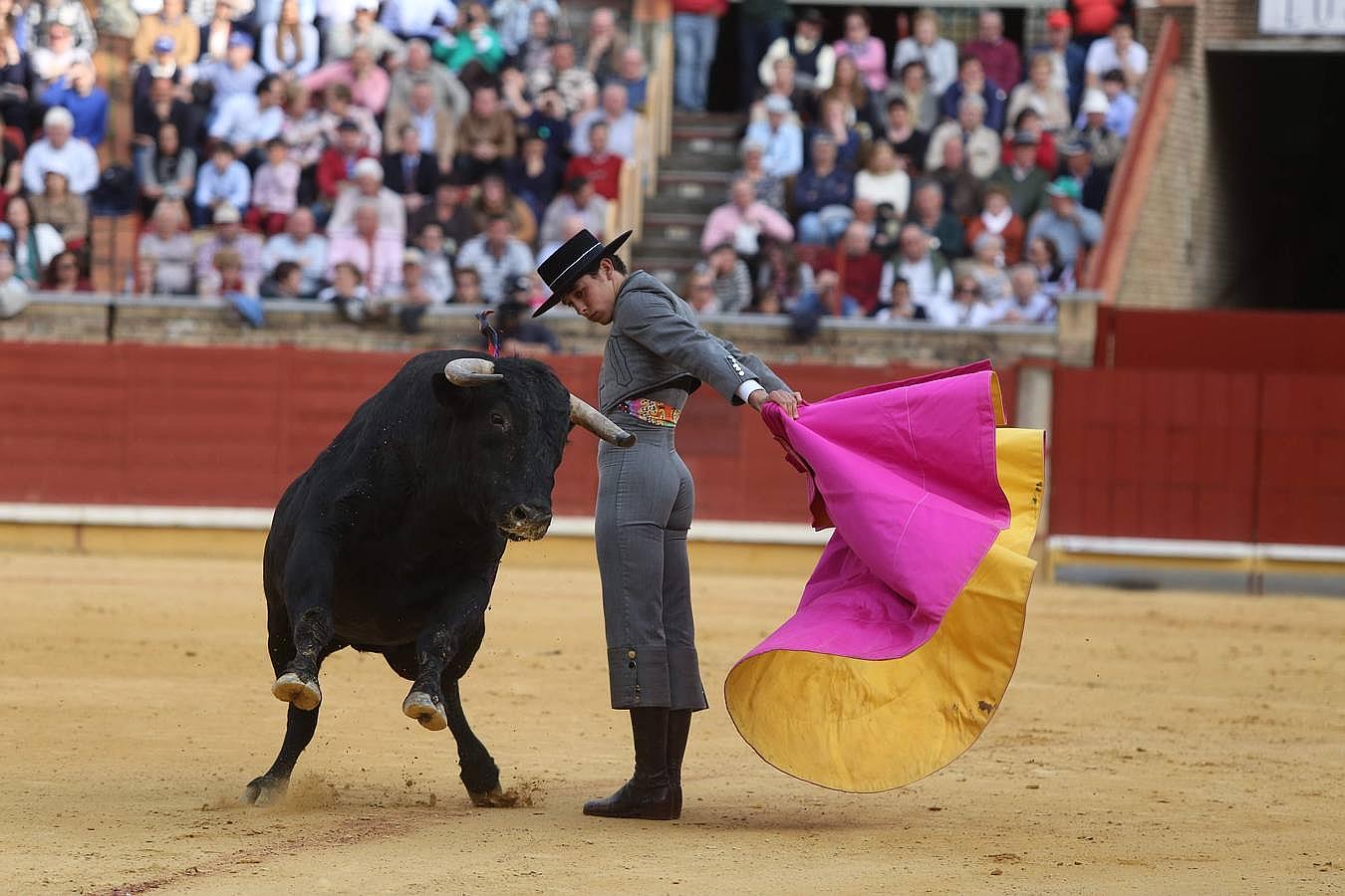 Un capote a la lucha contra el cáncer