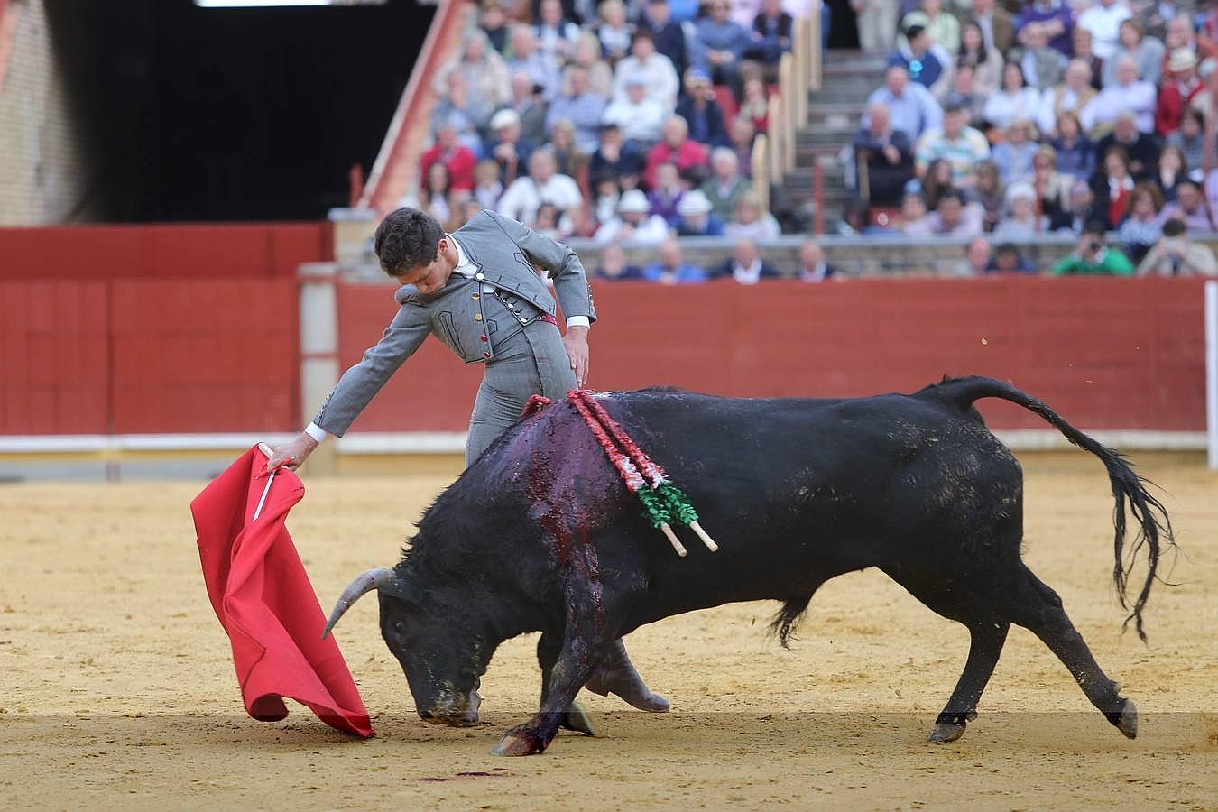 Un capote a la lucha contra el cáncer