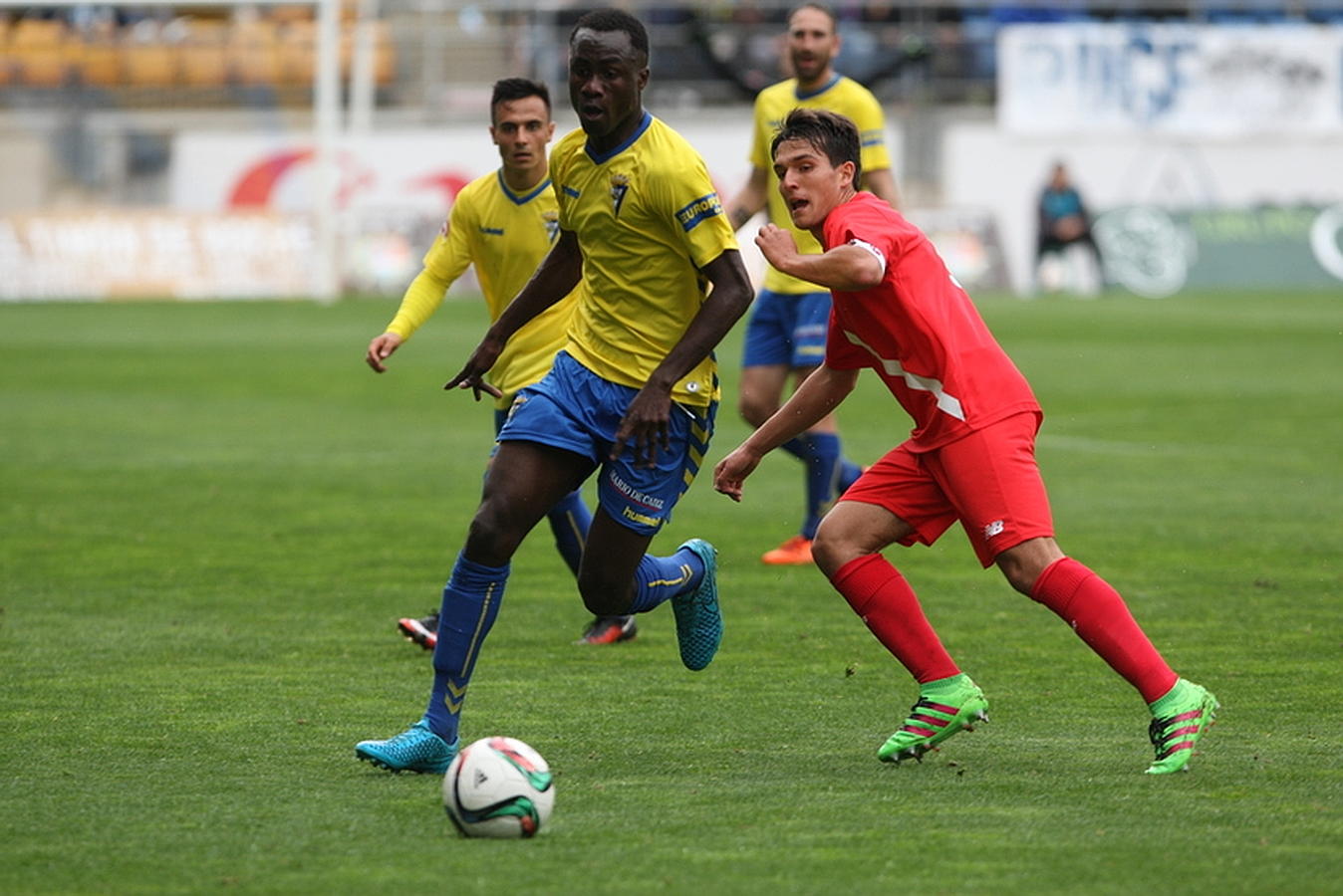 Partido Cádiz-Sevilla Atlético