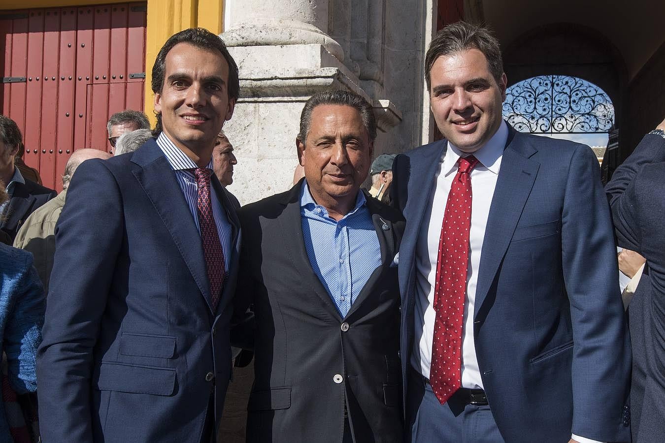 Leandro Marcos, matador de toros, José Arturo Reyes Huerta y Manuel Canorea