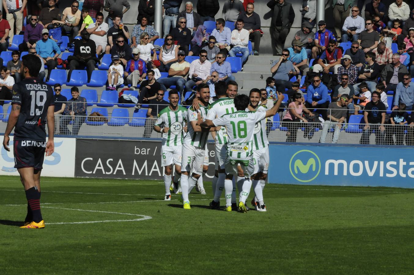 Selección de fotografías de la victoria del CCF en Huesca