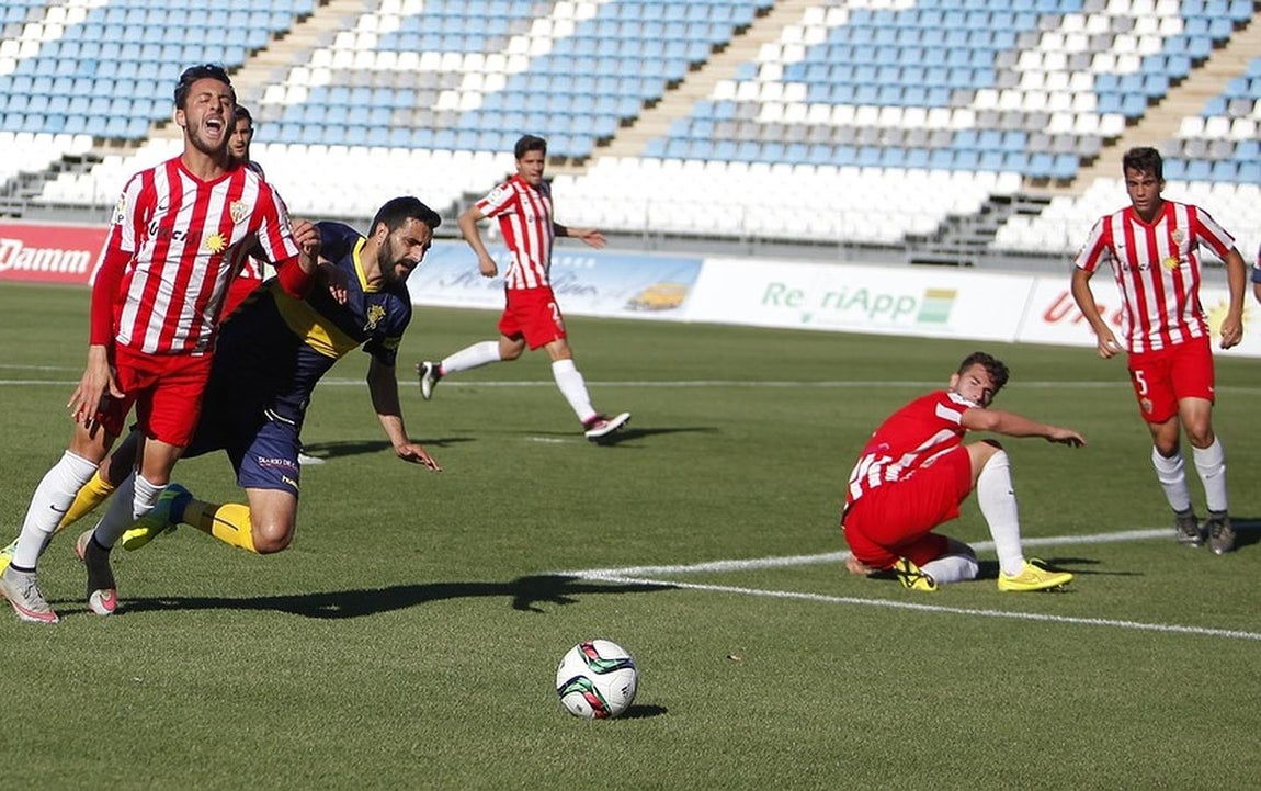 Las mejores imágenes del Almería B-Cádiz CF (2-1)