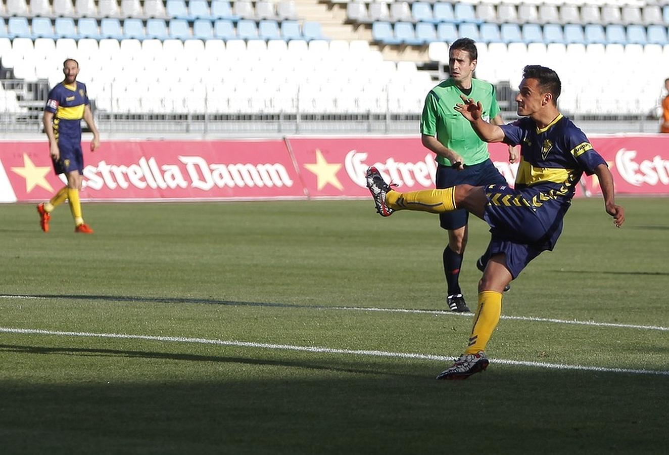 Las mejores imágenes del Almería B-Cádiz CF (2-1)