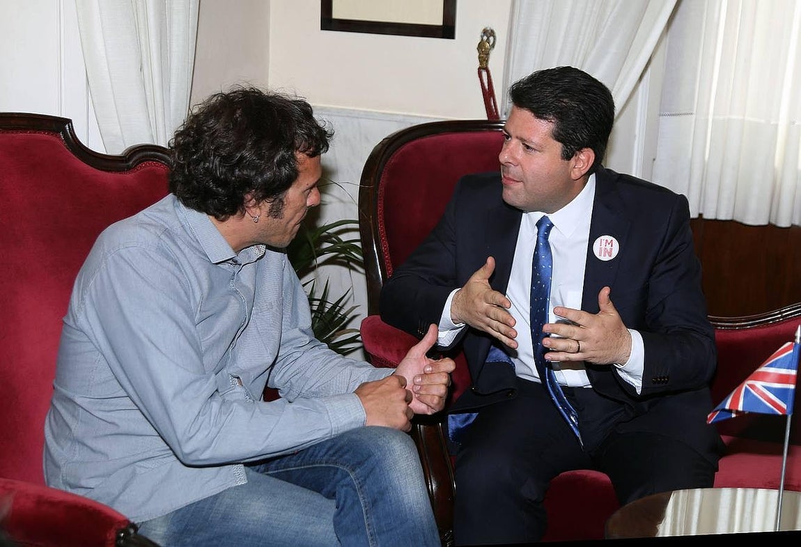 Imágenes de la visita del ministro principal de Gibraltar a Cádiz