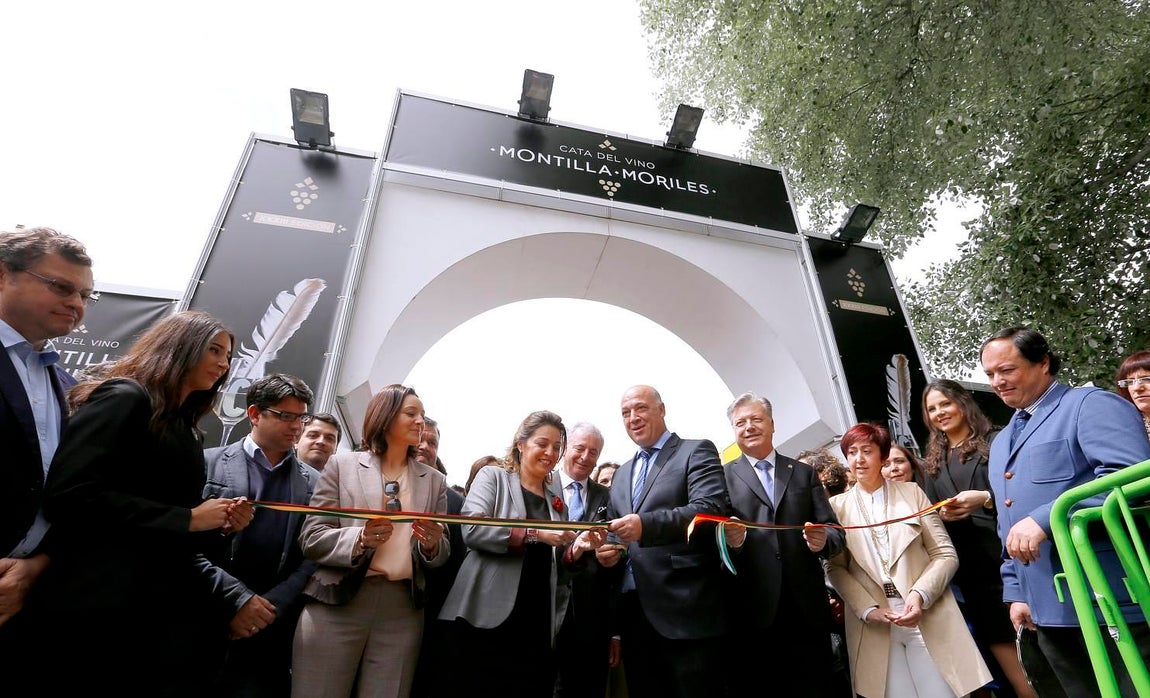 En imágenes, el arranque de la Cata del Vino Montilla-Moriles