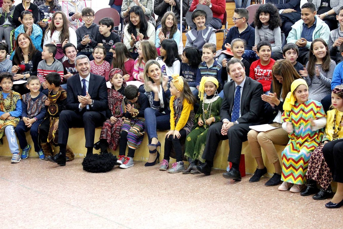 Los alumnos del colegio Jamie de Foxá celebran el Día del Libro