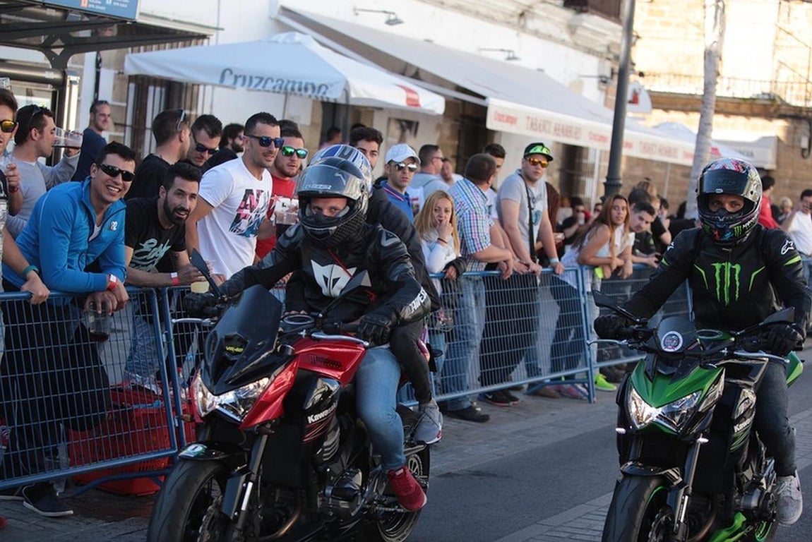 Las motos toman El Puerto