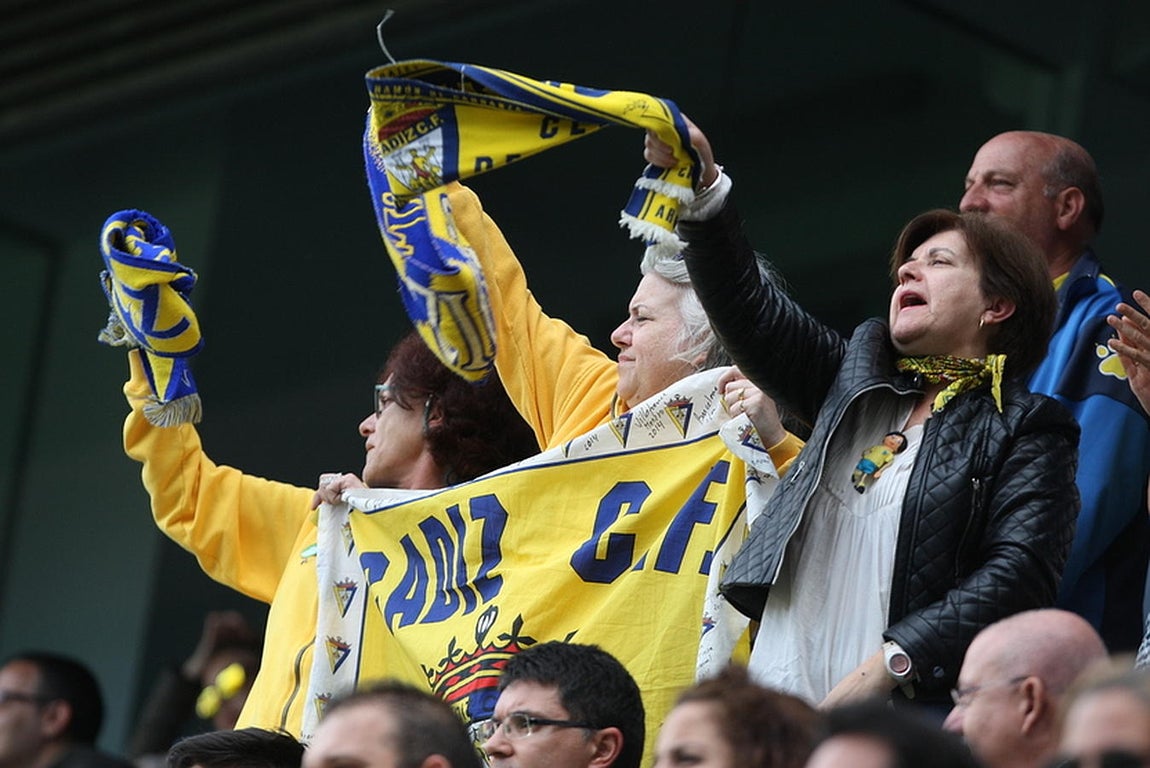 Fotos: Las imágenes del partido Cádiz CF- Mérida