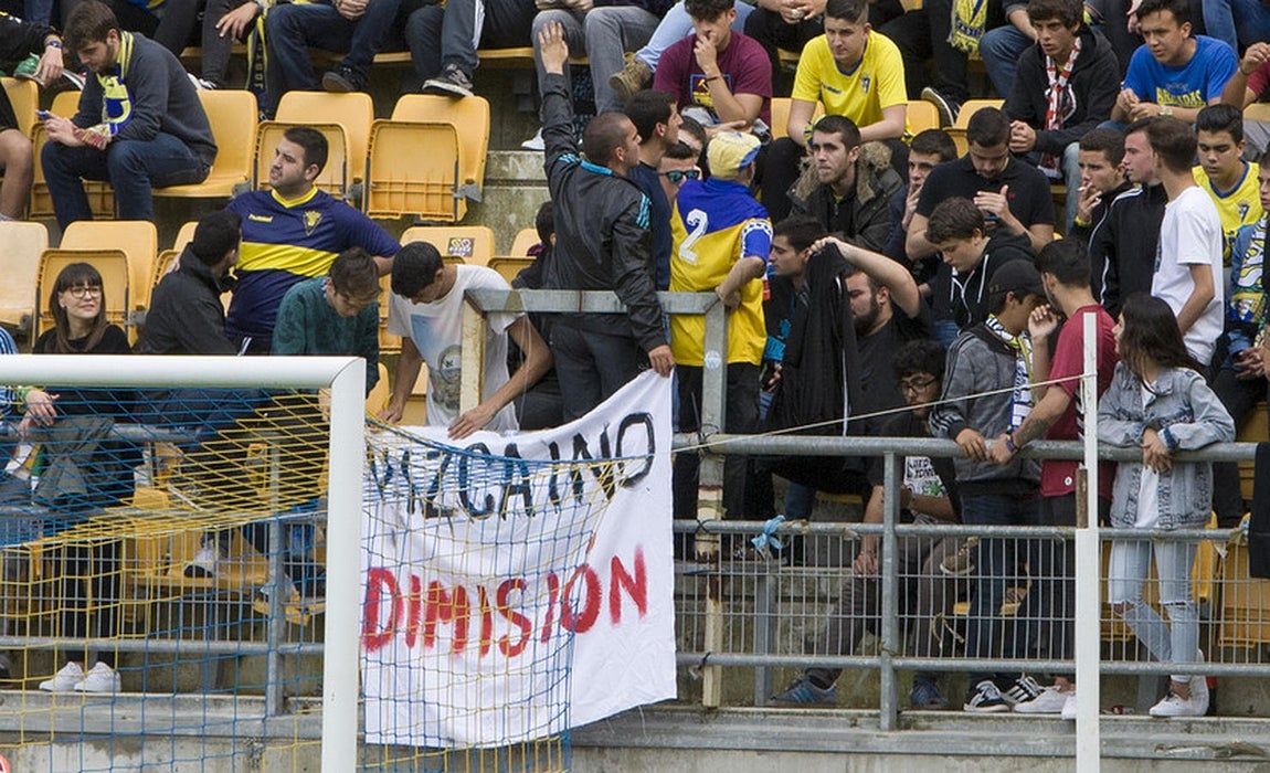 Fotos: Las imágenes del partido Cádiz CF- Mérida