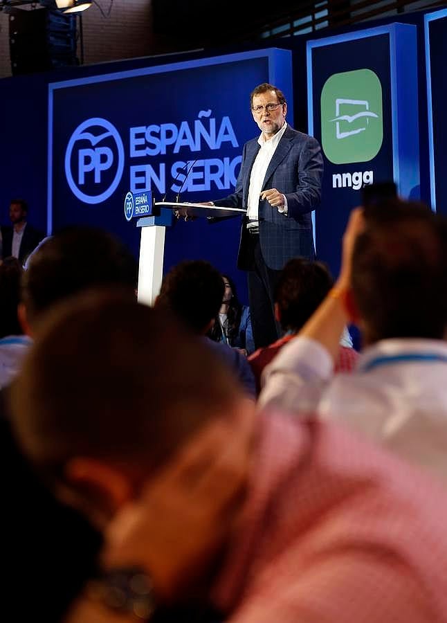 En imágenes, el paso de Mariano Rajoy por Córdoba