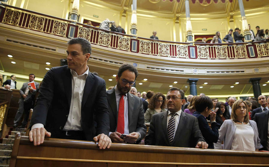 Última imagen de Chacón de la legislatura, antes de conocerse su renuncia a volver a ser candidata. 