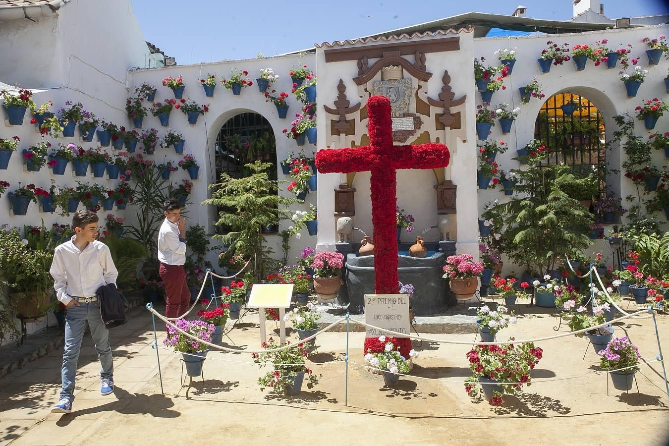 Las cruces premiadas, en imágenes