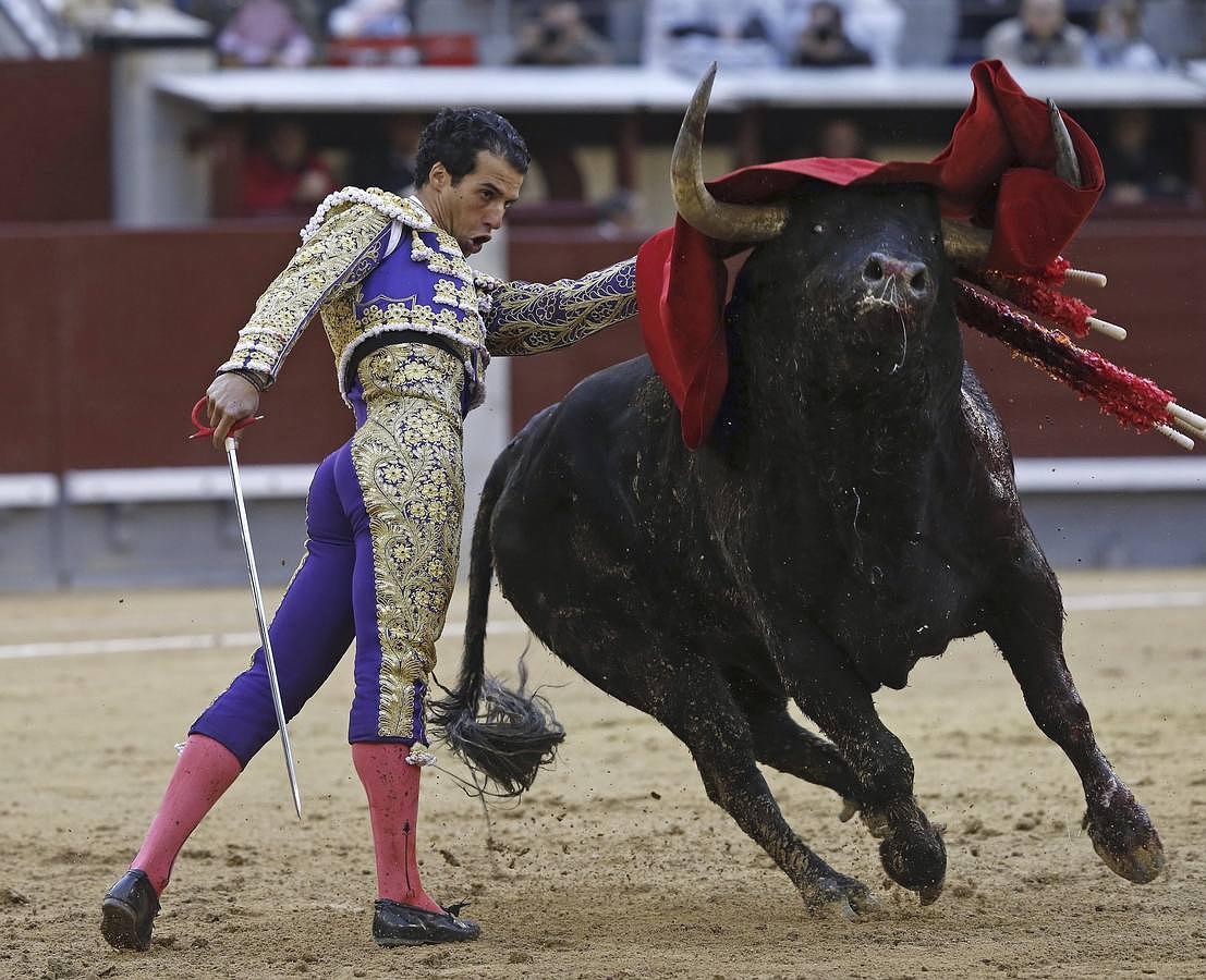 La sangre de Gonzalo Caballero y el triunfo de Morenito, foto a foto