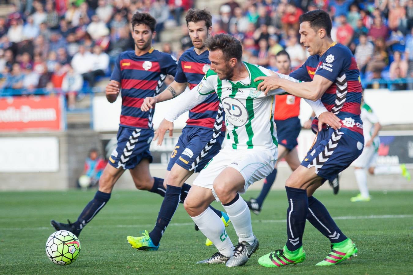 Derrota blanquiverde en Cataluña. 