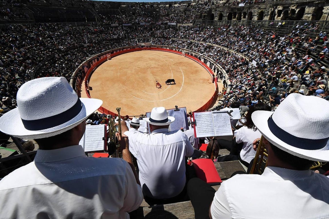 La Feria taurina de Nimes, en imágenes