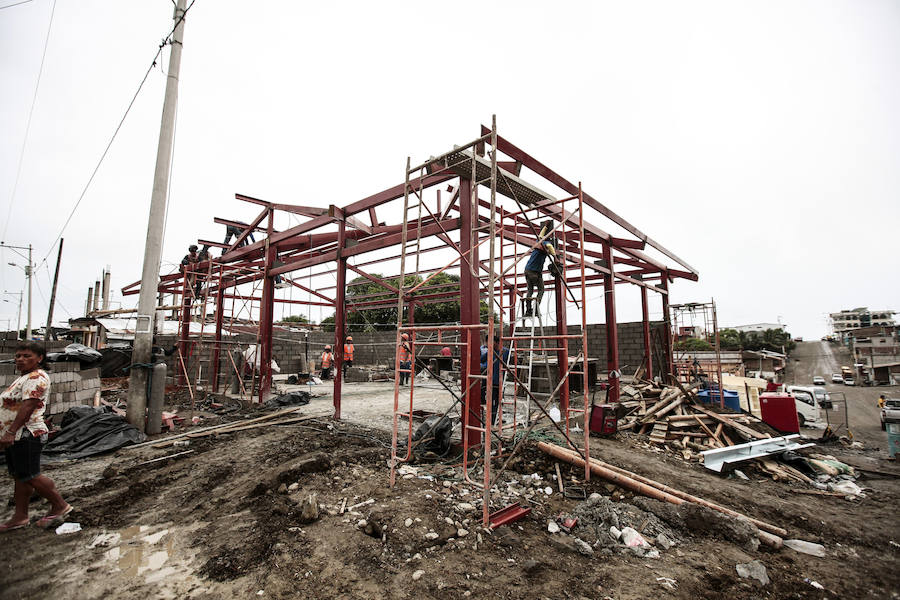 Construcción del nuevo mercado. 