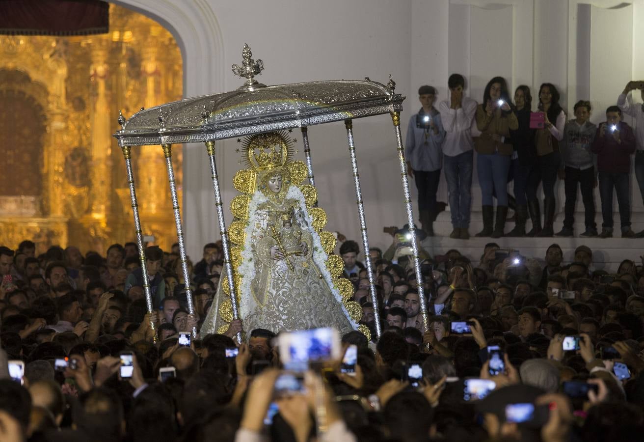 Así ha sido la salida de la Virgen del Rocío