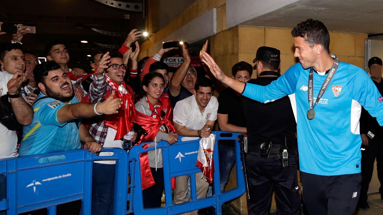 El Sevilla llega a la ciudad con la Europa League