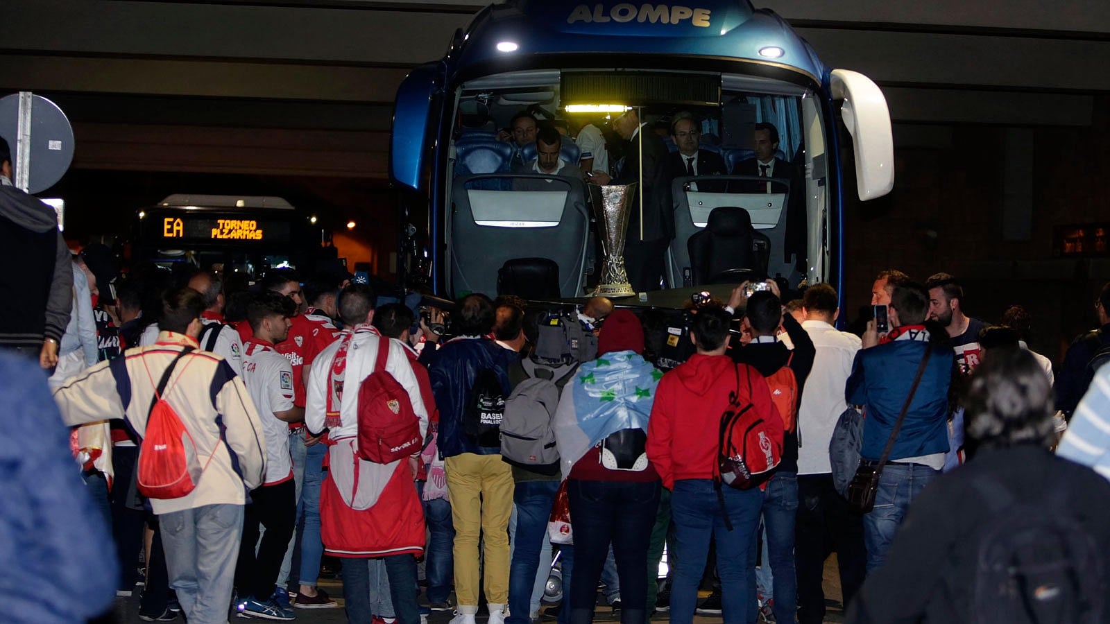 El Sevilla llega a la ciudad con la Europa League