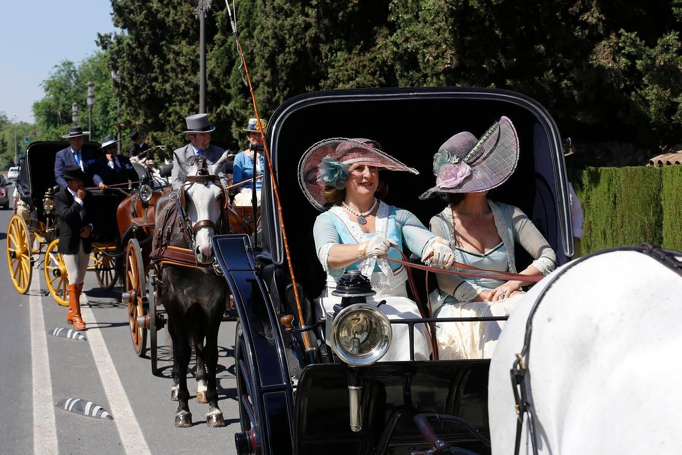 A la Feria de la Salud, a caballo