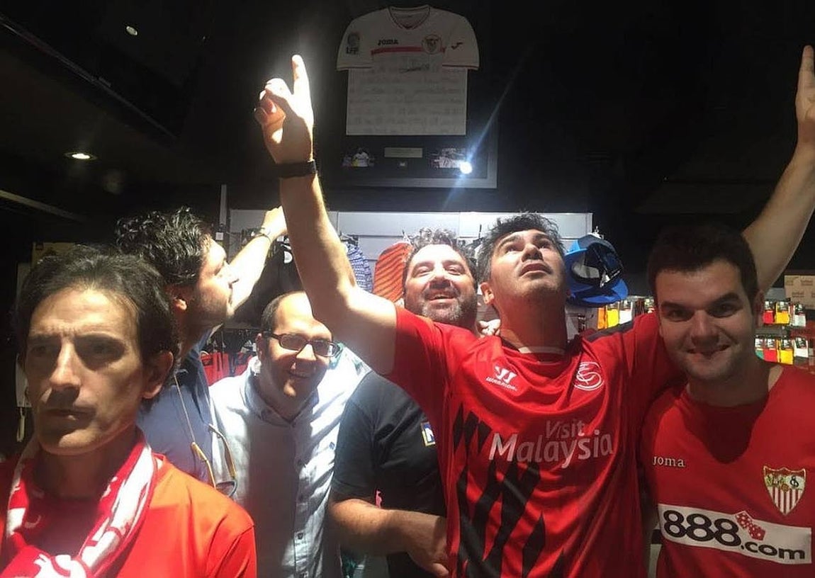 #UnaSemanaLlenaDeOrgullo: sevillistas por Madrid